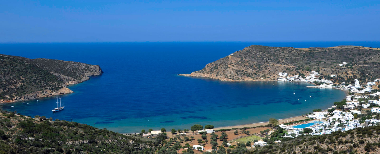 The village of Vathi in Sifnos