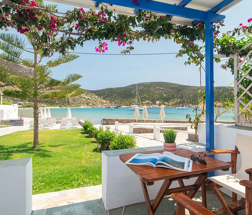 Spacious veranda with sea view