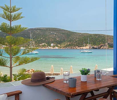 Veranda with sea view at studio 6
