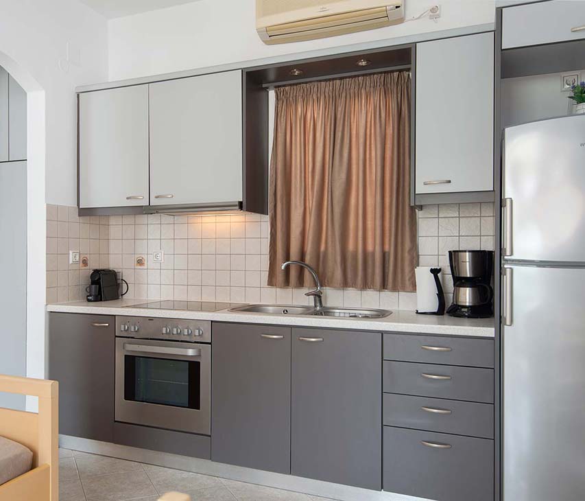 Fully equipped kitchen at studio 6