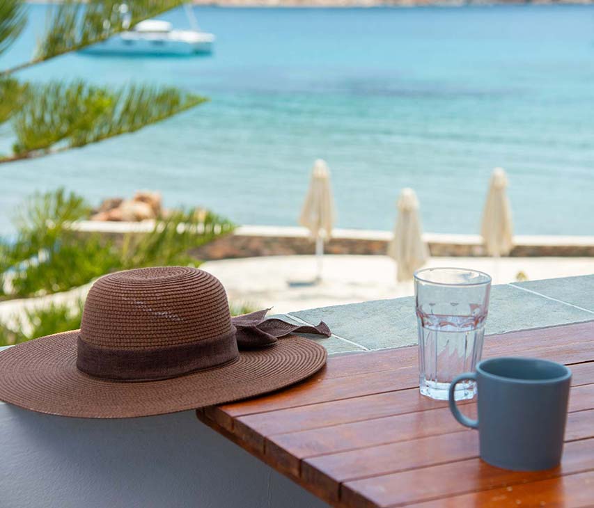 Spacious veranda with sea view